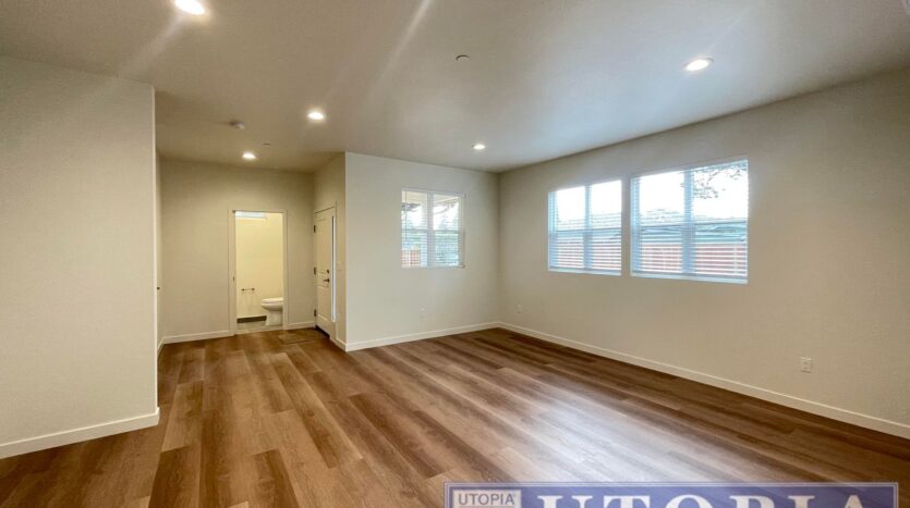 813 Morrissey Blvd. - Santa Cruz - California - 4 bed, 4.5 bath rental property