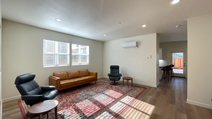 813 Morrissey Blvd. - Santa Cruz - California - 4 bed, 4.5 bath rental property