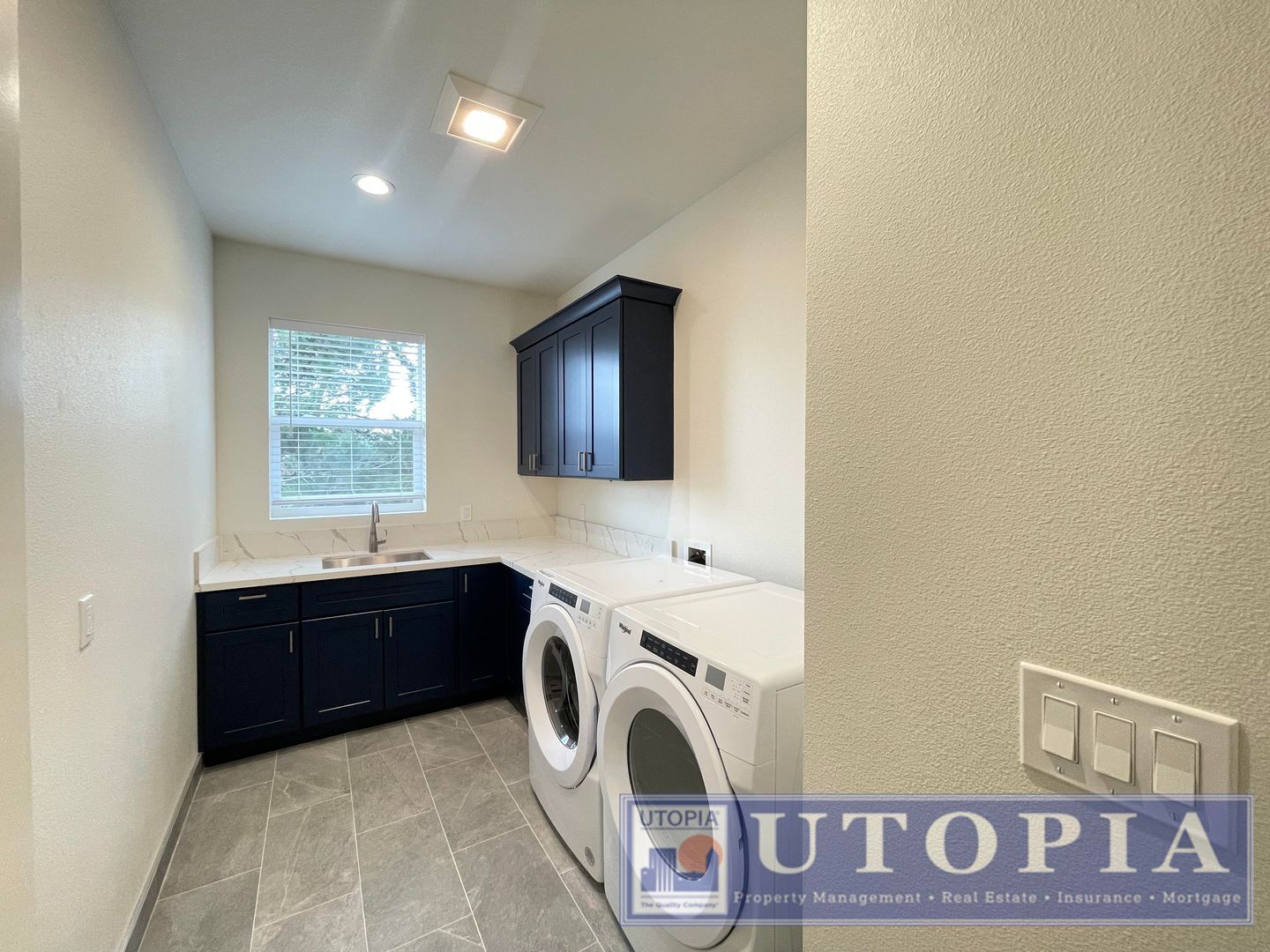 813 Morrissey Blvd. - Santa Cruz - California - 4 bed, 4.5 bath rental property