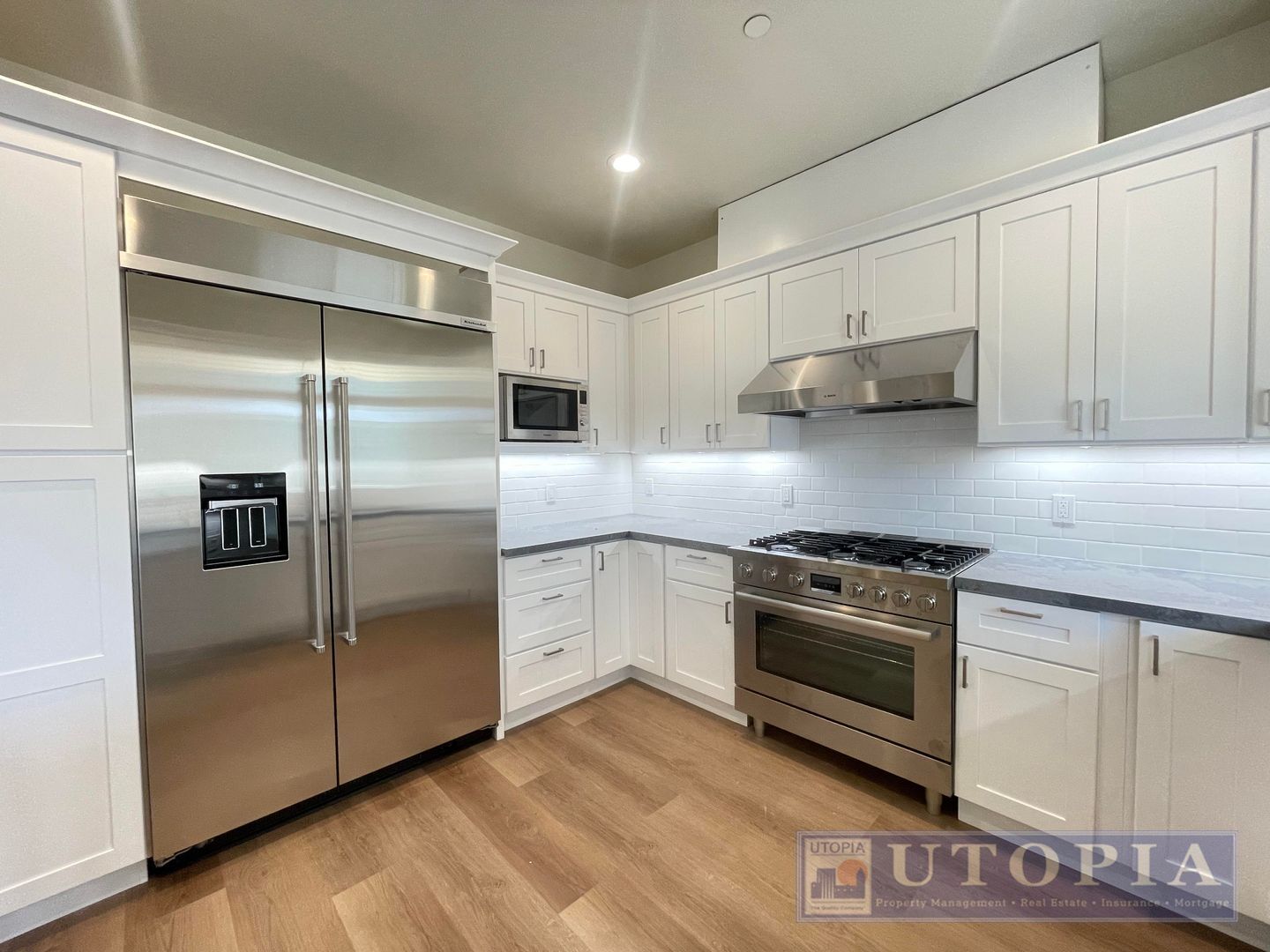 813 Morrissey Blvd. - Santa Cruz - California - 4 bed, 4.5 bath rental property