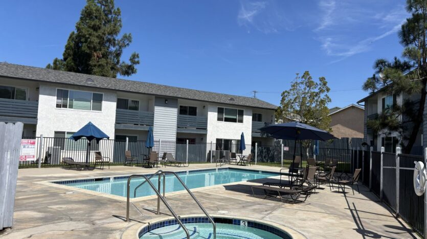 821 Old Stage Rd - Fallbrook - California - 2 bed, 2 bath rental property