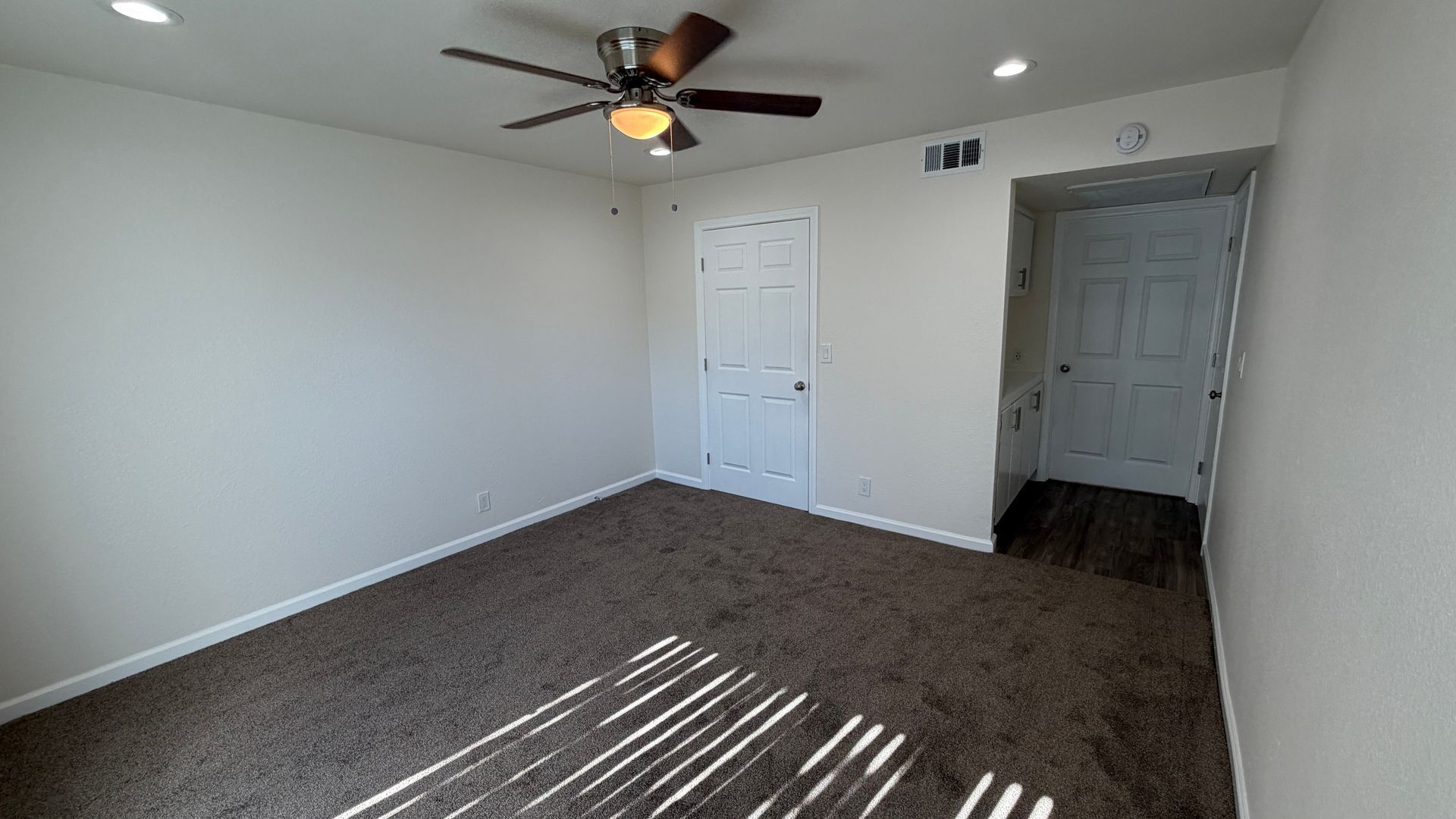 821 Old Stage Rd - Fallbrook - California - 2 bed, 2 bath rental property