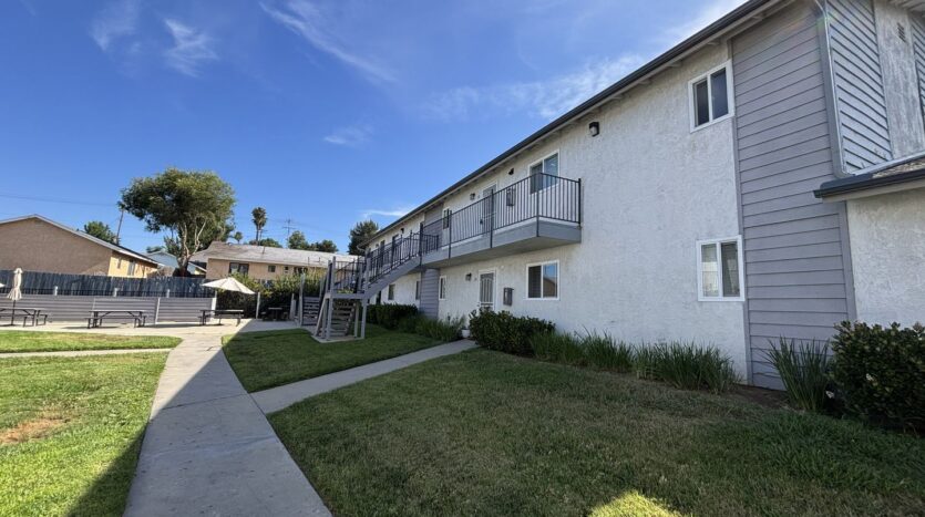 821 Old Stage Rd - Fallbrook - California - 2 bed, 2 bath rental property