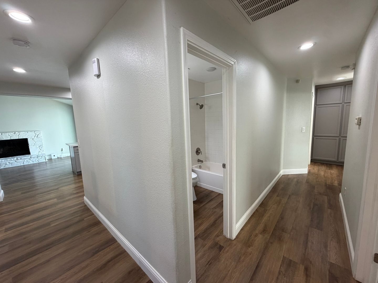8267 Moorhaven Way  - Sacramento - California - 4 bed, 2 bath rental property