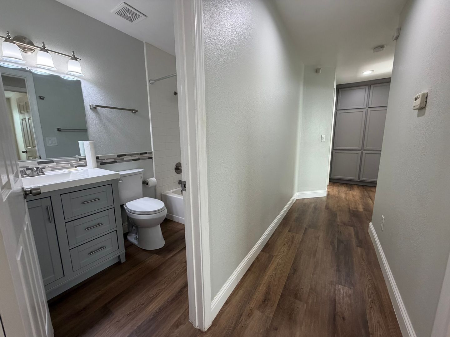 8267 Moorhaven Way  - Sacramento - California - 4 bed, 2 bath rental property