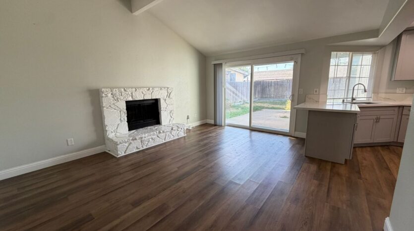 8267 Moorhaven Way  - Sacramento - California - 4 bed, 2 bath rental property