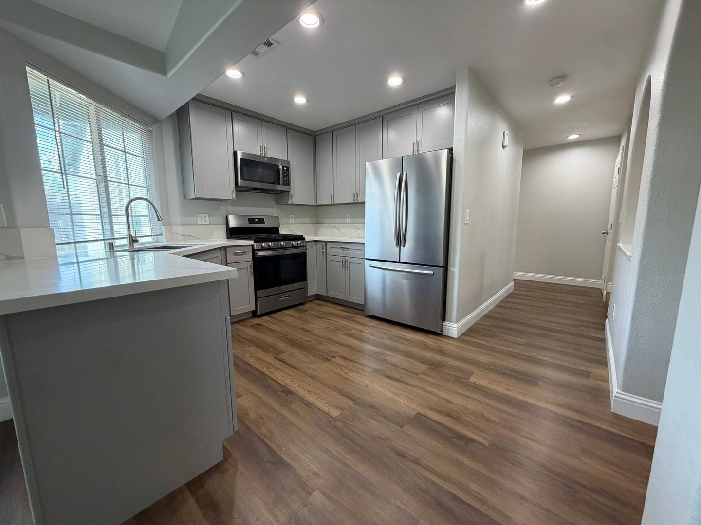 8267 Moorhaven Way  - Sacramento - California - 4 bed, 2 bath rental property