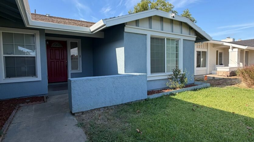 8267 Moorhaven Way  - Sacramento - California - 4 bed, 2 bath rental property