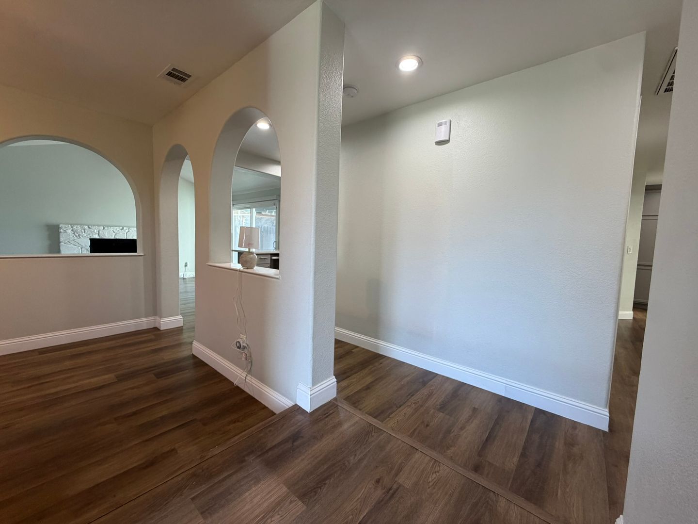 8267 Moorhaven Way  - Sacramento - California - 4 bed, 2 bath rental property