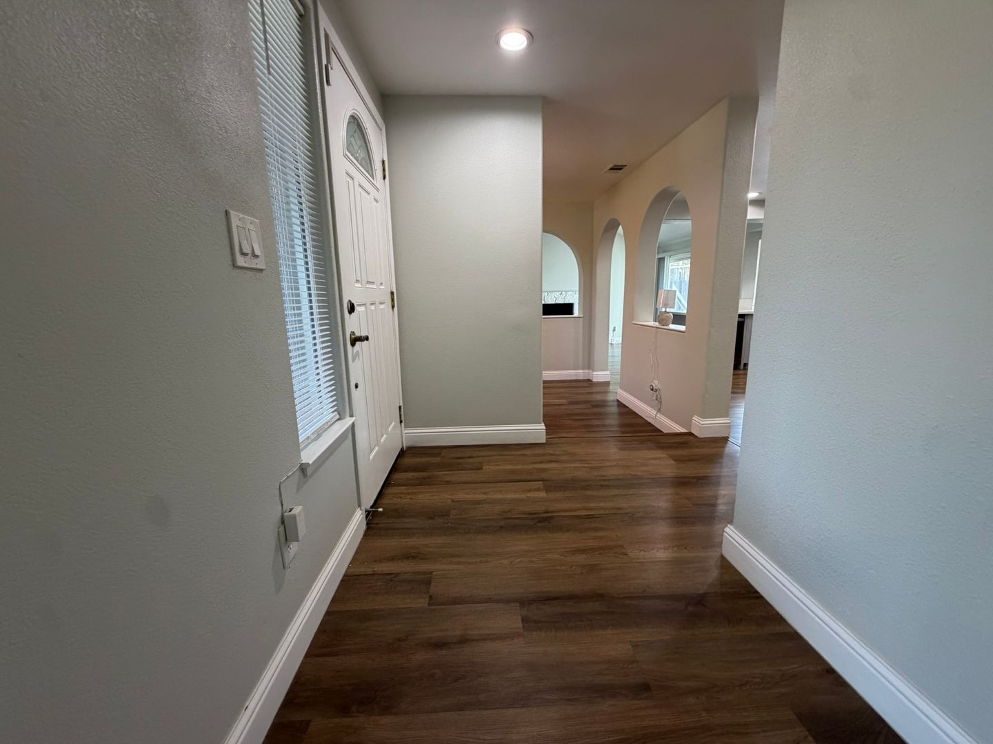 8267 Moorhaven Way  - Sacramento - California - 4 bed, 2 bath rental property