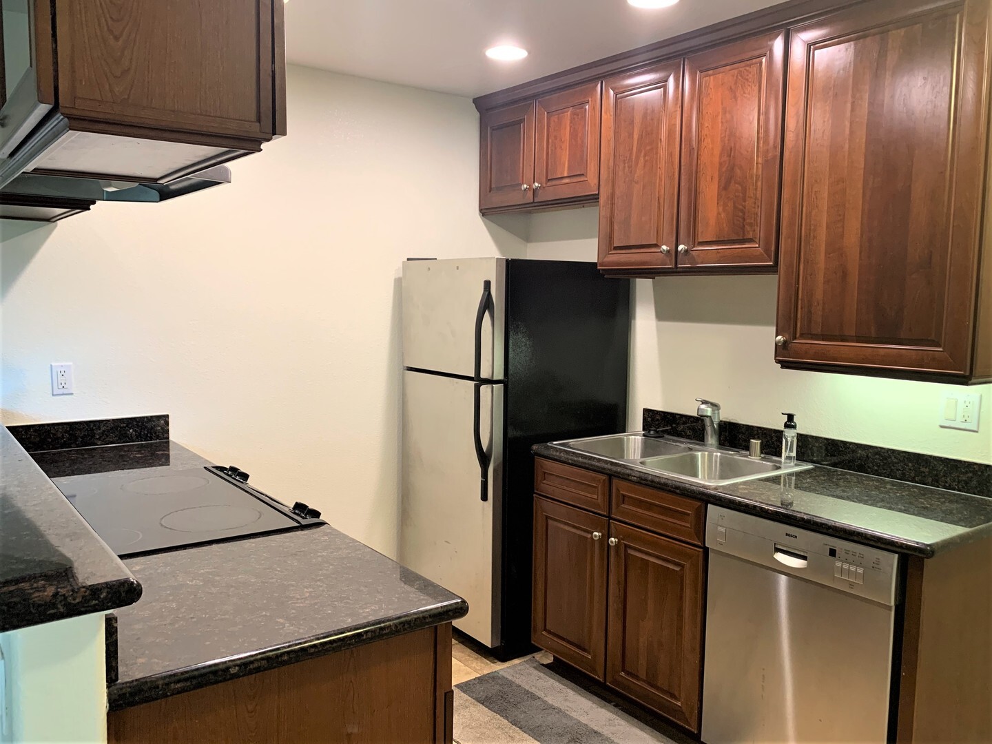 8440 Via Mallorca #122 - San Diego - California - 1 bed, 1 bath rental property