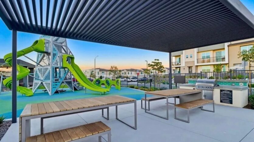 849 Hana Ave Unit 2 - Chula Vista - California - 4 bed, 3 bath rental property