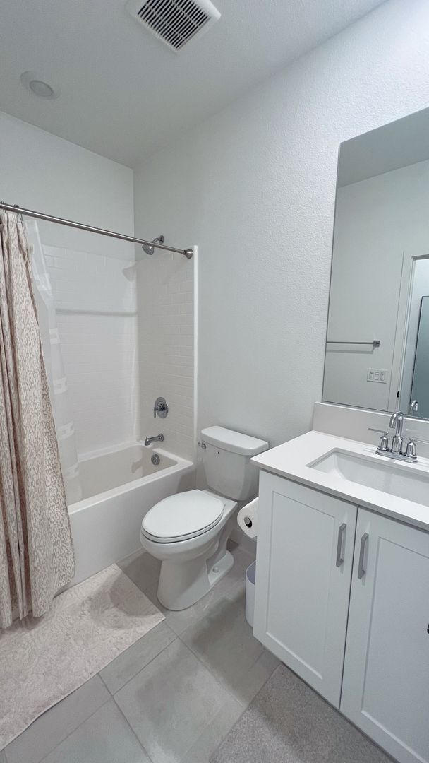 849 Hana Ave Unit 2 - Chula Vista - California - 4 bed, 3 bath rental property