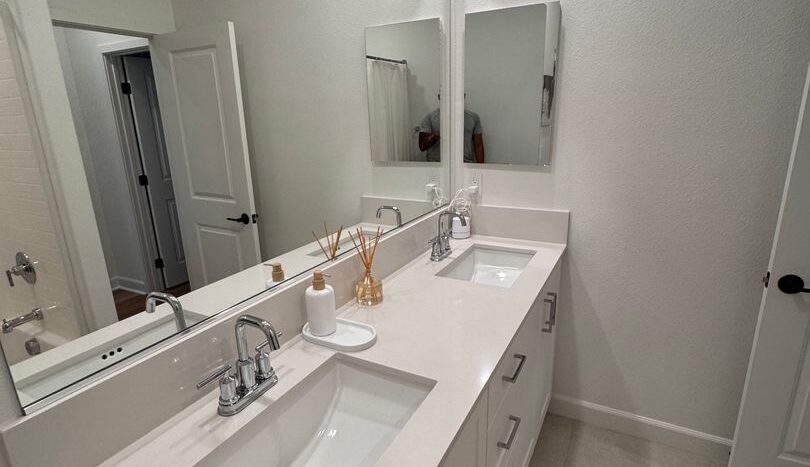 849 Hana Ave Unit 2 - Chula Vista - California - 4 bed, 3 bath rental property