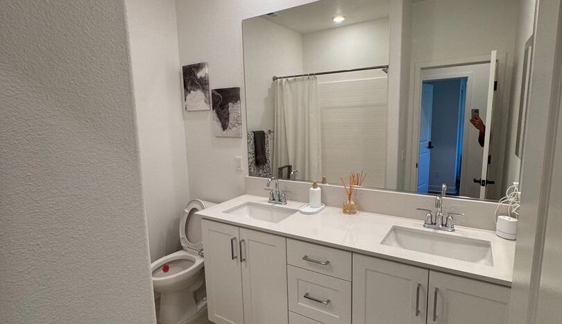 849 Hana Ave Unit 2 - Chula Vista - California - 4 bed, 3 bath rental property