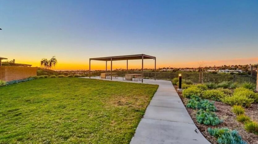 849 Hana Ave Unit 2 - Chula Vista - California - 4 bed, 3 bath rental property