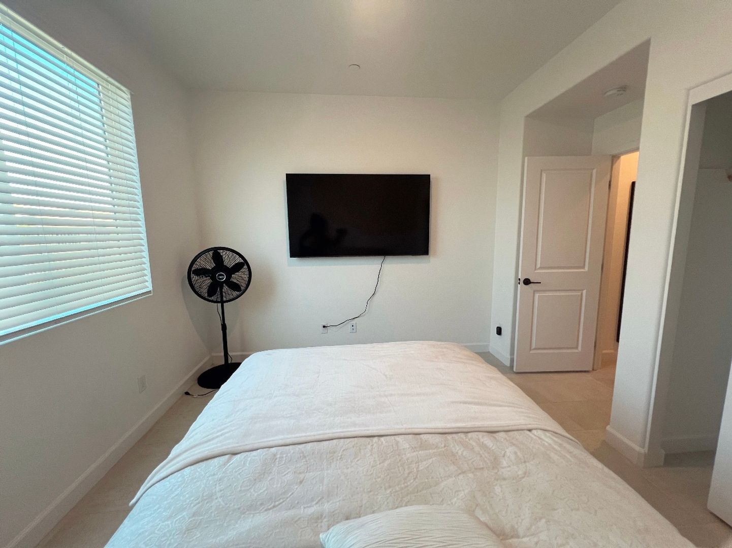 849 Hana Ave Unit 2 - Chula Vista - California - 4 bed, 3 bath rental property