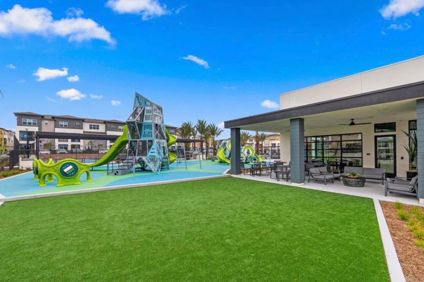 849 Hana Ave Unit 2 - Chula Vista - California - 4 bed, 3 bath rental property