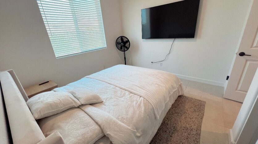 849 Hana Ave Unit 2 - Chula Vista - California - 4 bed, 3 bath rental property