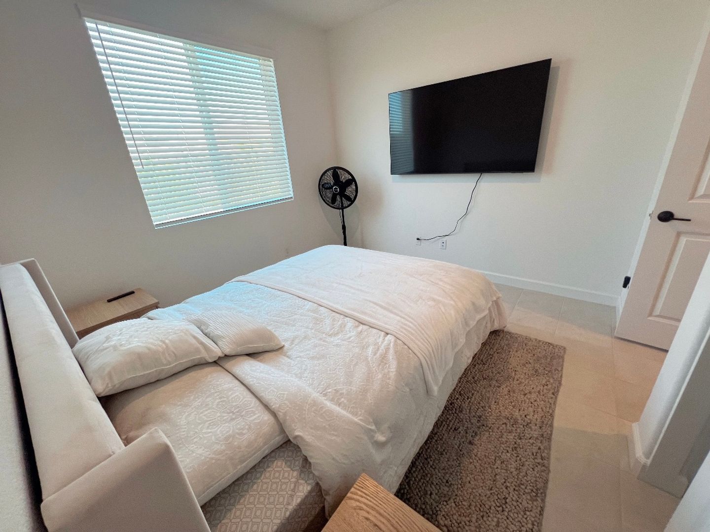 849 Hana Ave Unit 2 - Chula Vista - California - 4 bed, 3 bath rental property
