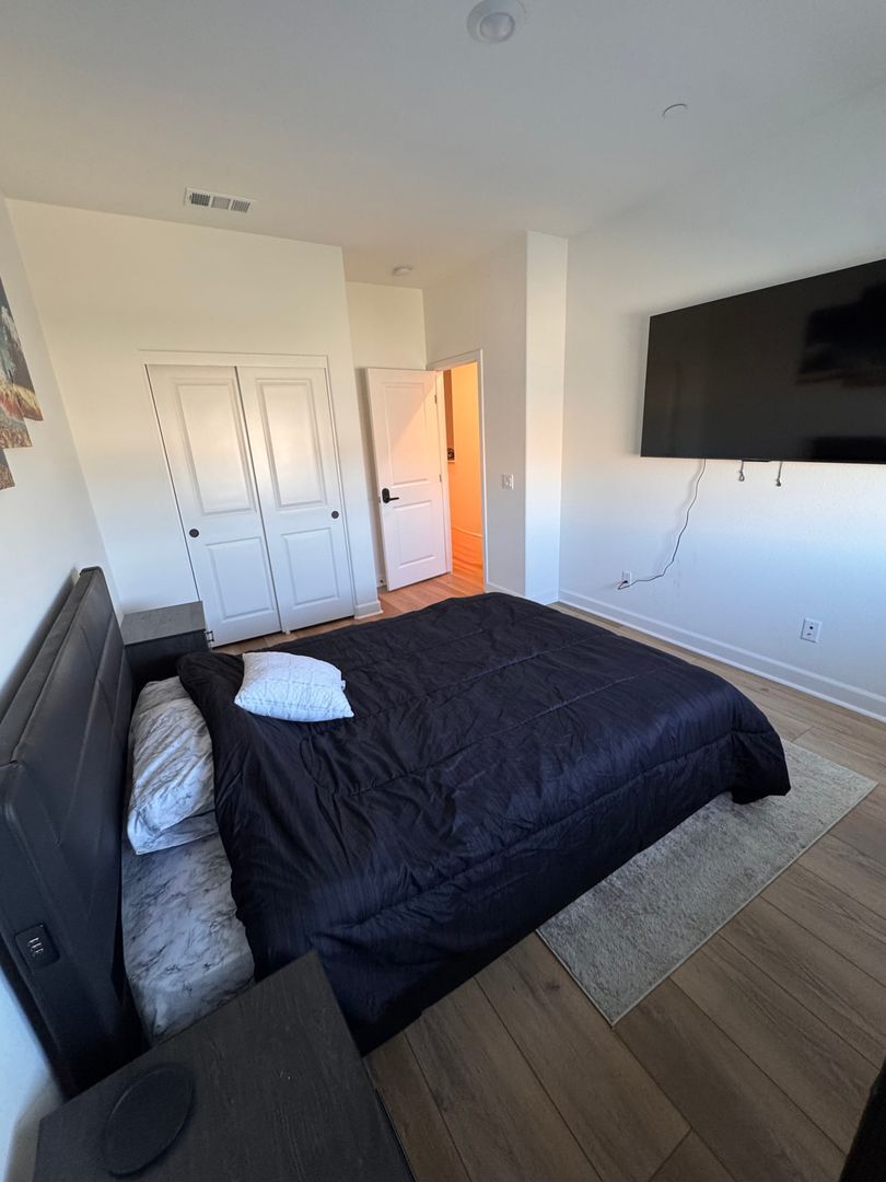 849 Hana Ave Unit 2 - Chula Vista - California - 4 bed, 3 bath rental property