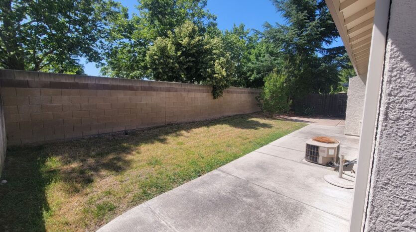 8624 Banton Circle - Elk Grove - California - 3 bed, 2 bath rental property