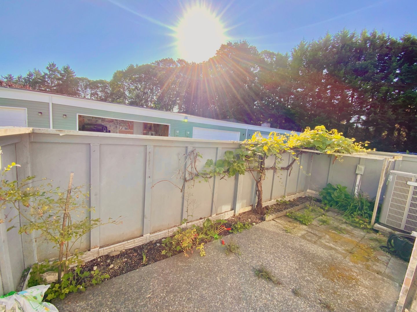 8628 Onyx Dr. Southwest - Unit A - Tacoma - Washington - 3 bed, 2 bath rental property