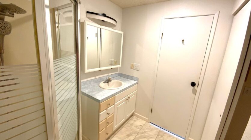 8628 Onyx Dr. Southwest - Unit A - Tacoma - Washington - 3 bed, 2 bath rental property
