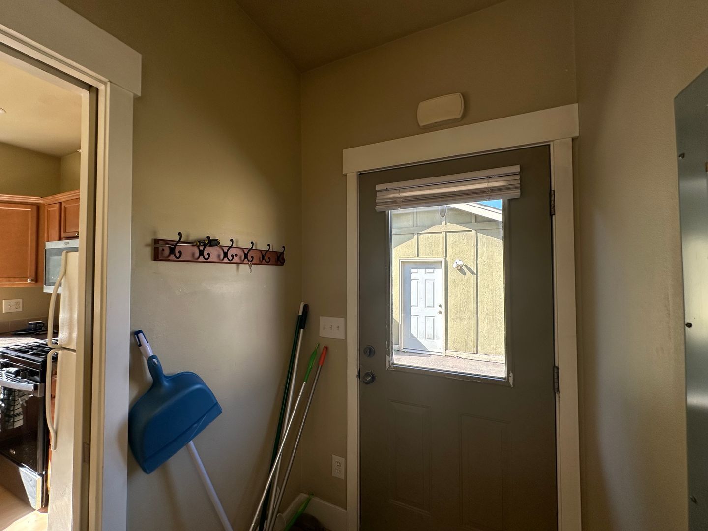 901 Gladstone St. - Bellingham - Washington - 4 bed, 2 bath rental property