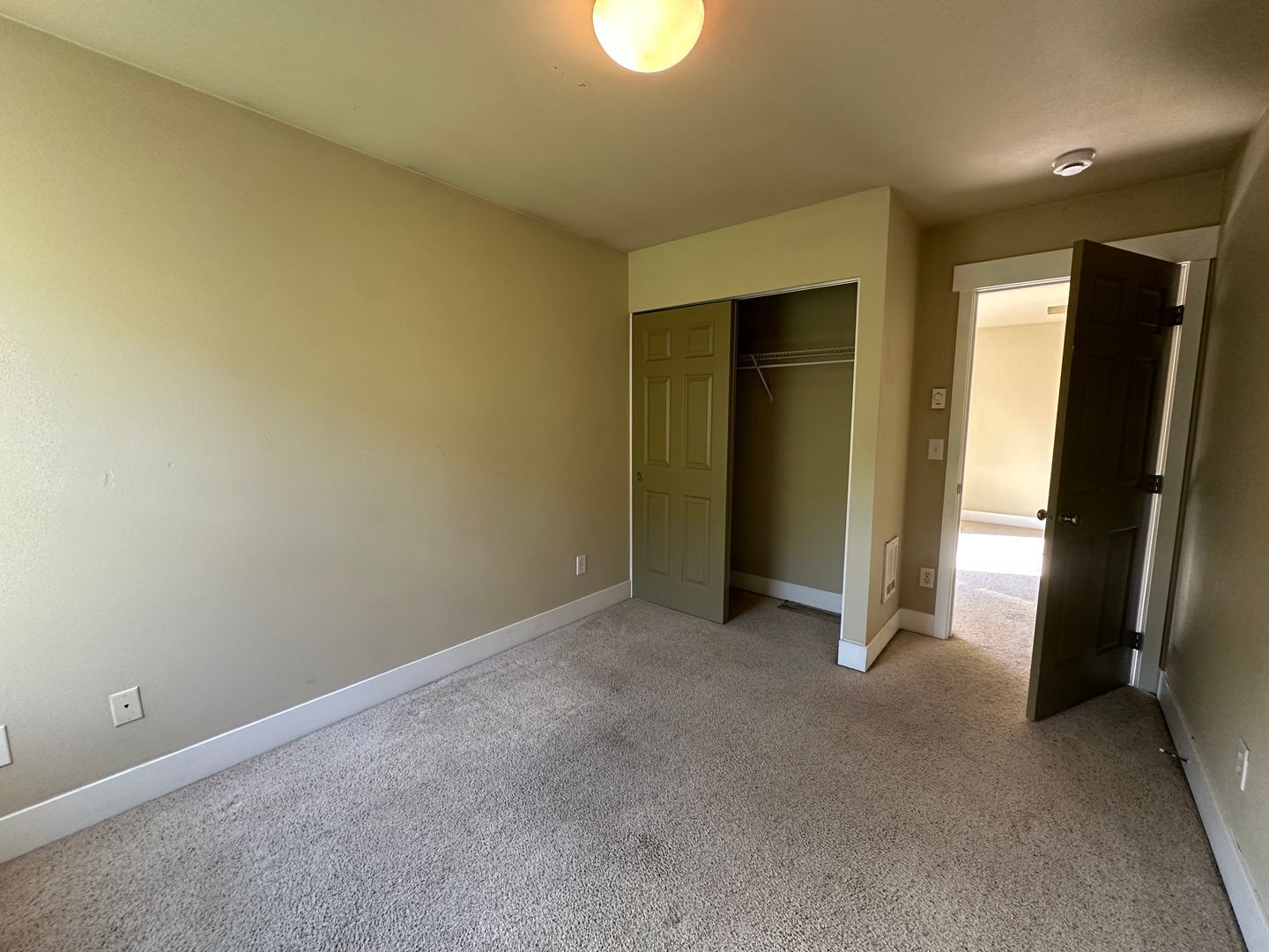 901 Gladstone St. - Bellingham - Washington - 4 bed, 2 bath rental property