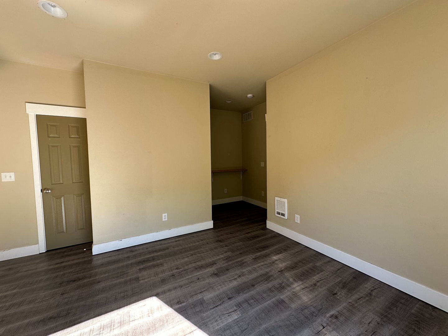 901 Gladstone St. - Bellingham - Washington - 4 bed, 2 bath rental property