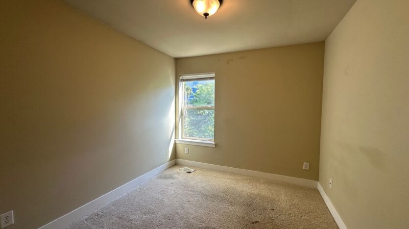 901 Gladstone St. - Bellingham - Washington - 4 bed, 2 bath rental property