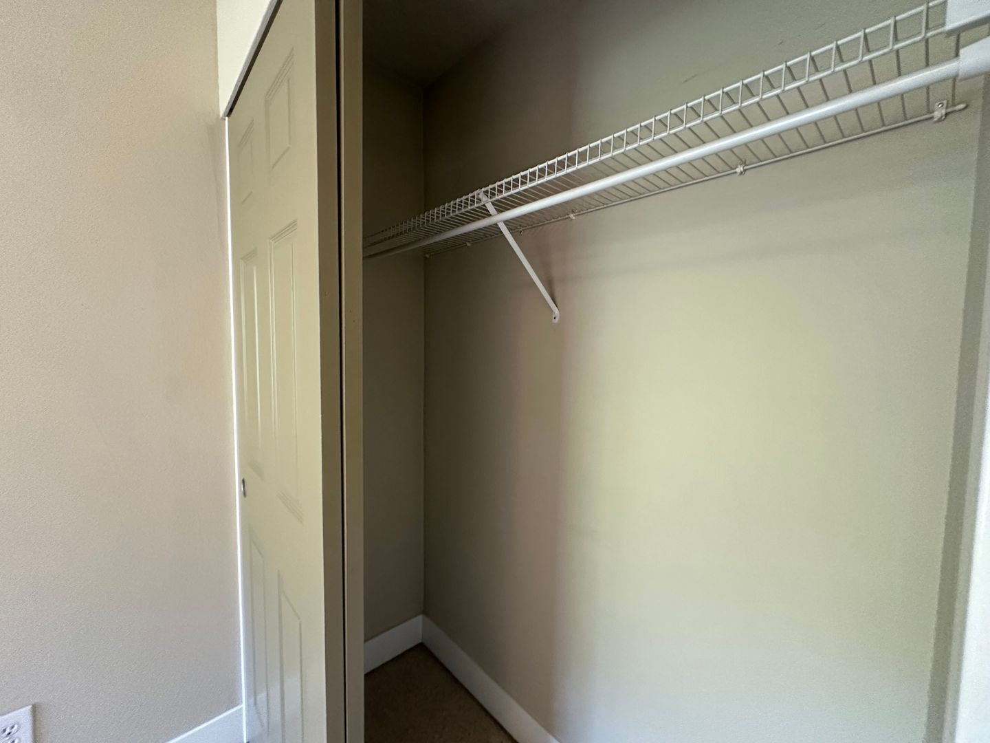 901 Gladstone St. - Bellingham - Washington - 4 bed, 2 bath rental property