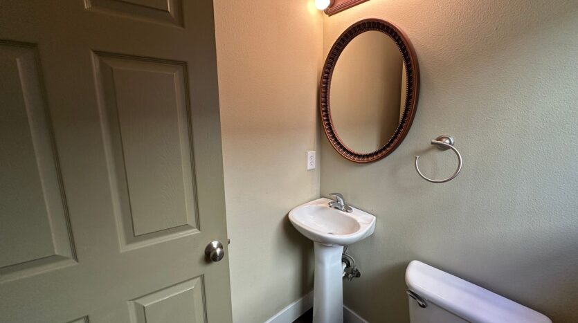 901 Gladstone St. - Bellingham - Washington - 4 bed, 2 bath rental property
