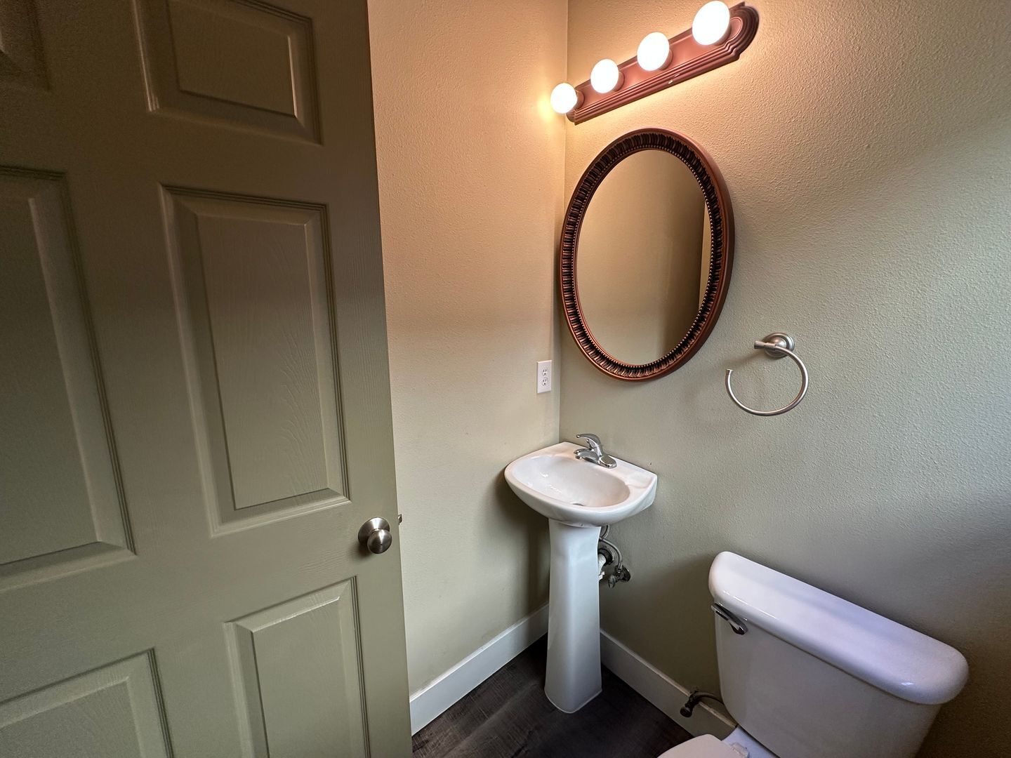 901 Gladstone St. - Bellingham - Washington - 4 bed, 2 bath rental property