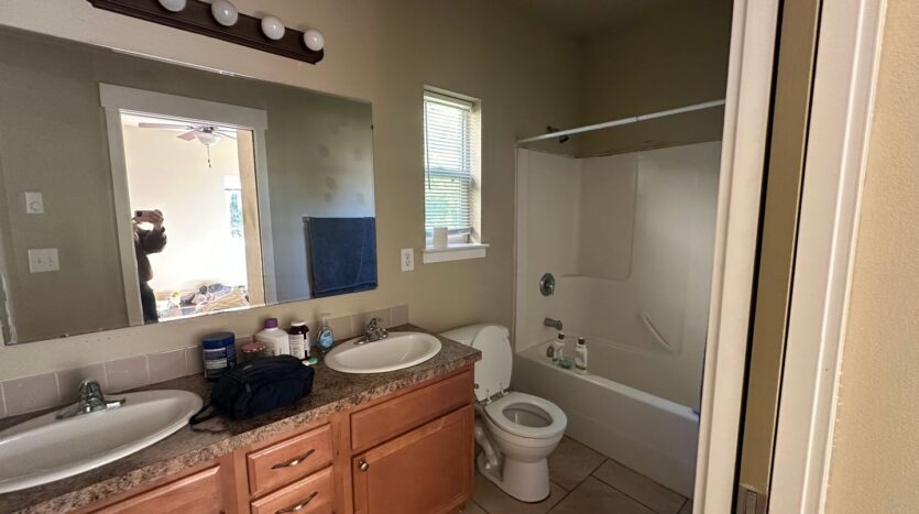 901 Gladstone St. - Bellingham - Washington - 4 bed, 2 bath rental property