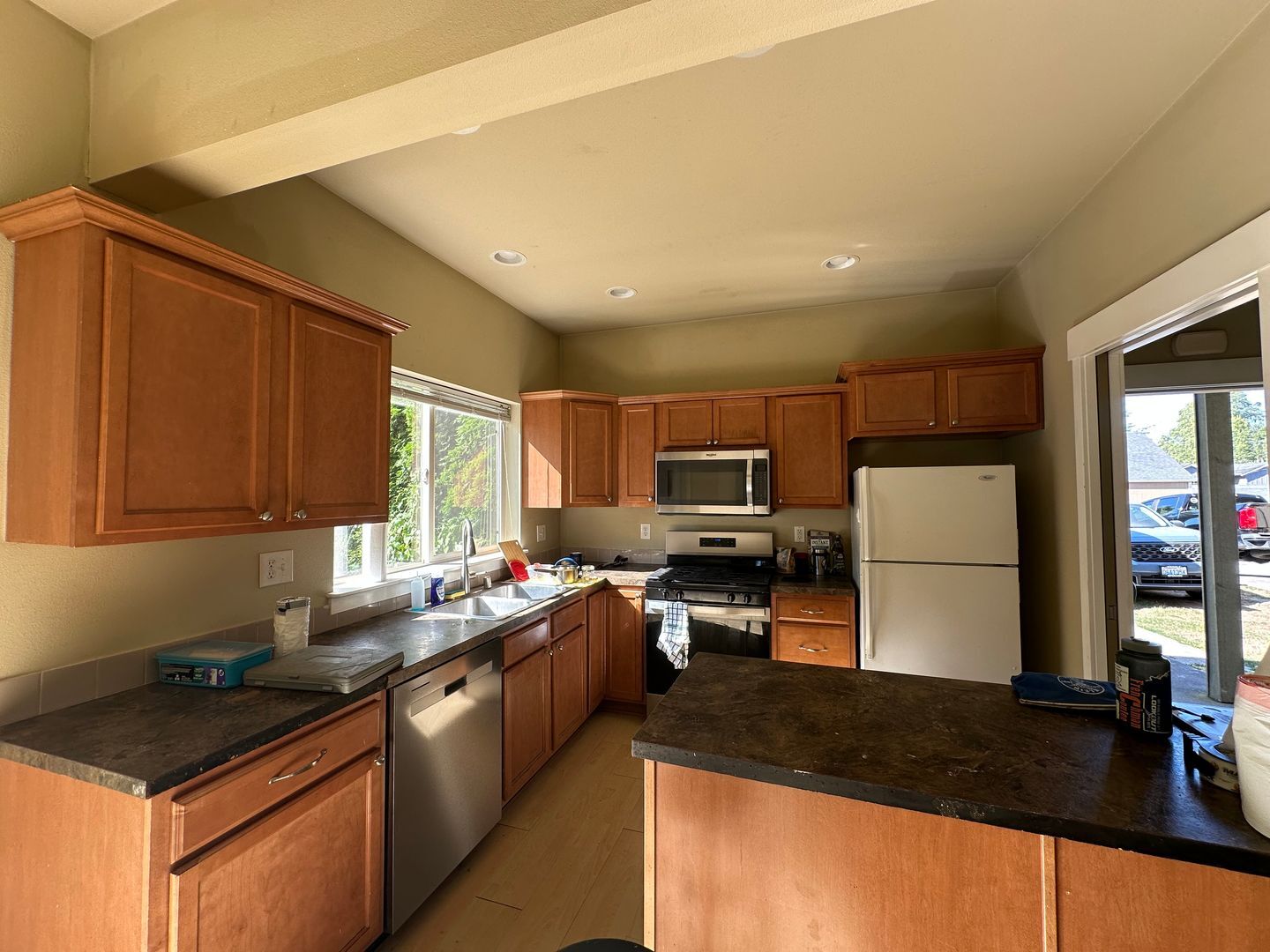 901 Gladstone St. - Bellingham - Washington - 4 bed, 2 bath rental property