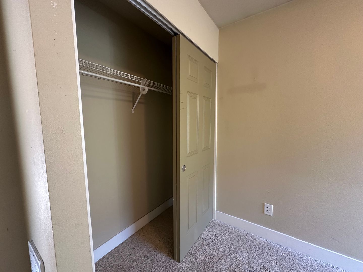 901 Gladstone St. - Bellingham - Washington - 4 bed, 2 bath rental property