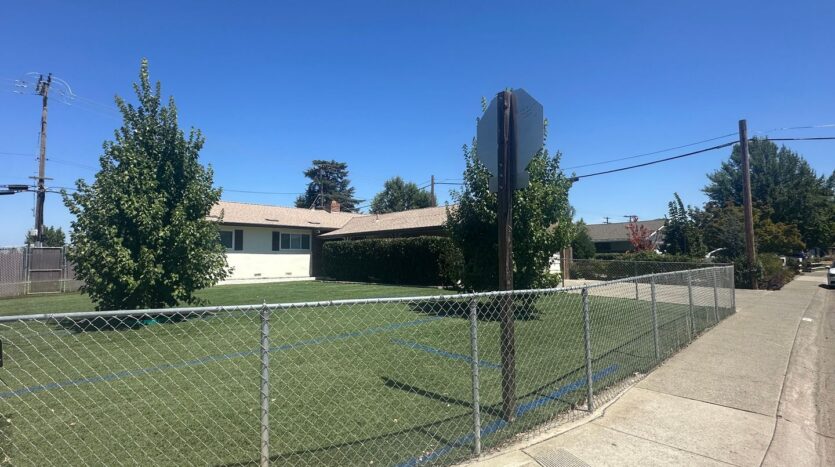 9101 Rosewood Drive  - Sacramento - California - 3 bed, 2 bath rental property