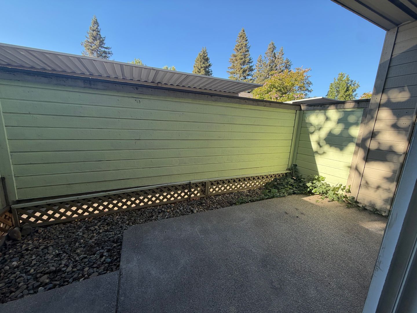 9151 Newhall Dr #116 - Sacramento - California - 2 bed, 1 bath rental property