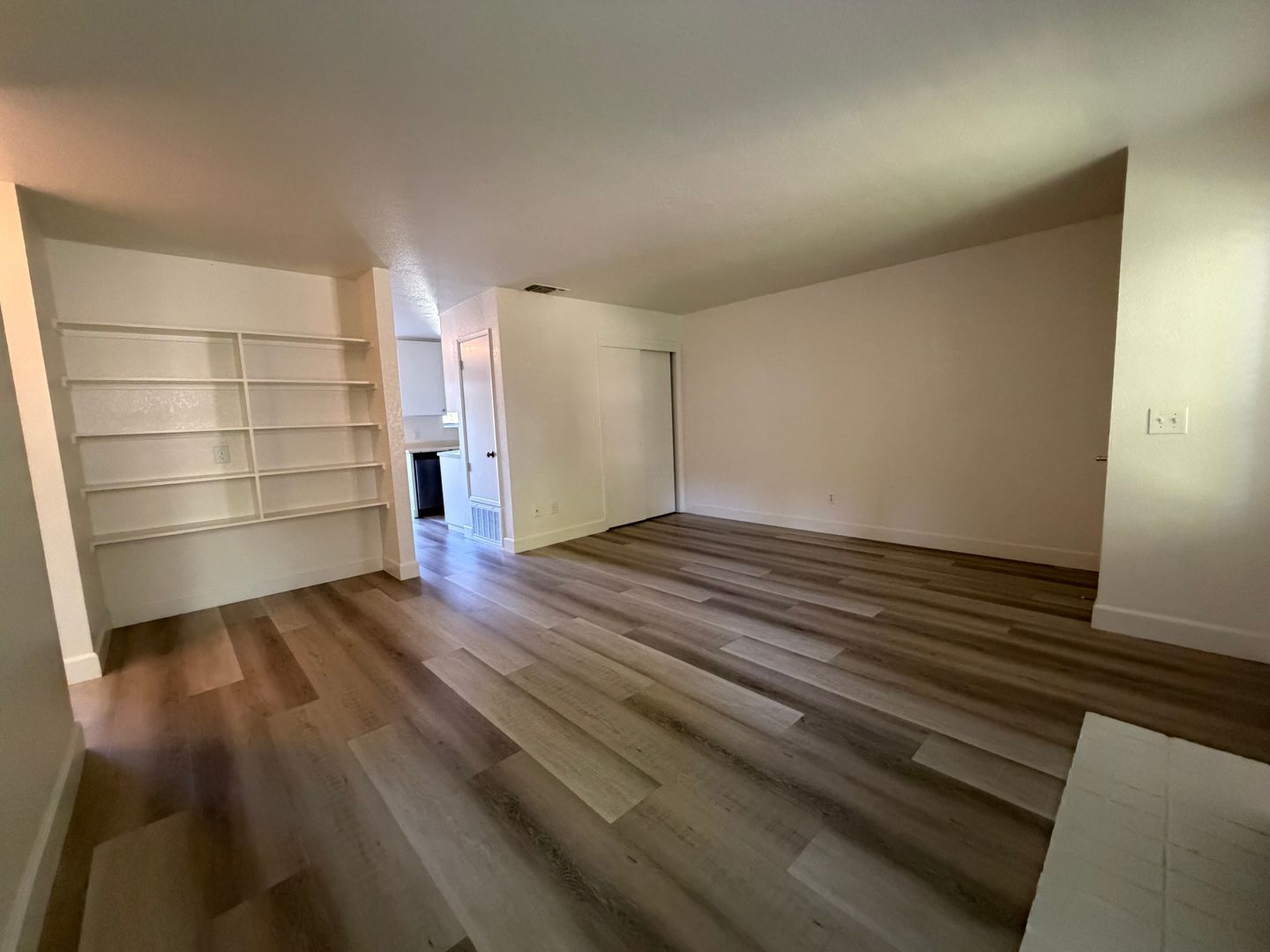 9151 Newhall Dr #116 - Sacramento - California - 2 bed, 1 bath rental property