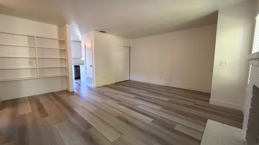 9151 Newhall Dr #116 - Sacramento - California - 2 bed, 1 bath rental property