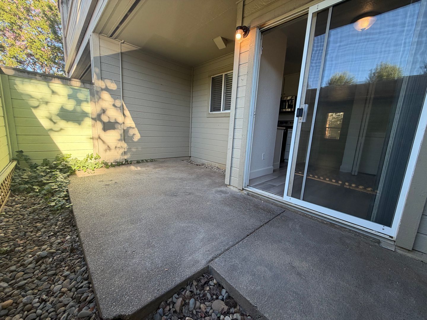 9151 Newhall Dr #116 - Sacramento - California - 2 bed, 1 bath rental property