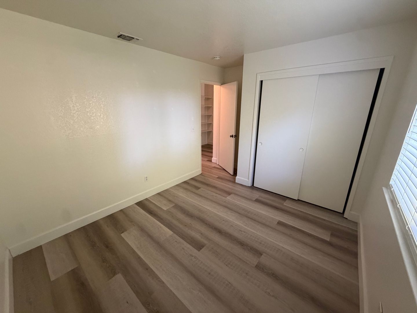 9151 Newhall Dr #116 - Sacramento - California - 2 bed, 1 bath rental property