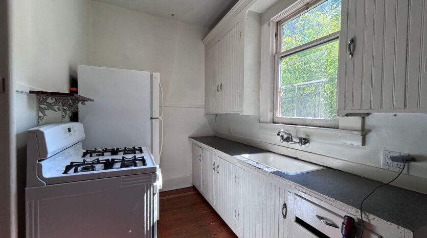 920 N. Garden St. - # 2 - Bellingham - Washington - 2 bed, 1 bath rental property