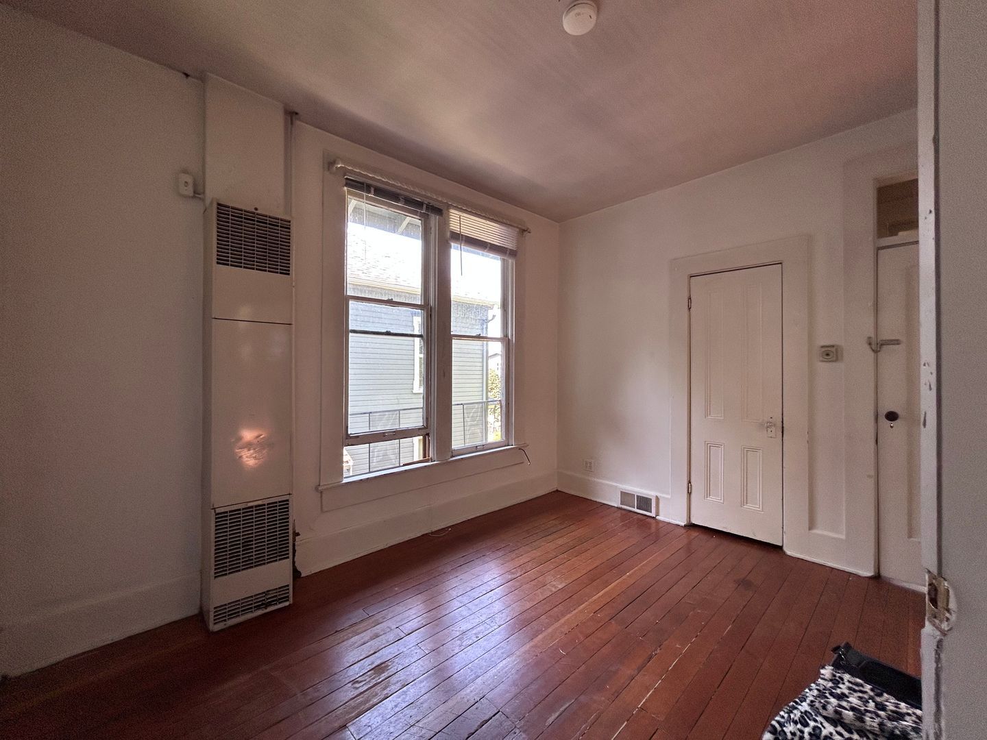 920 N. Garden St. - # 2 - Bellingham - Washington - 2 bed, 1 bath rental property