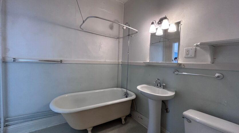 920 N. Garden St. - # 2 - Bellingham - Washington - 2 bed, 1 bath rental property