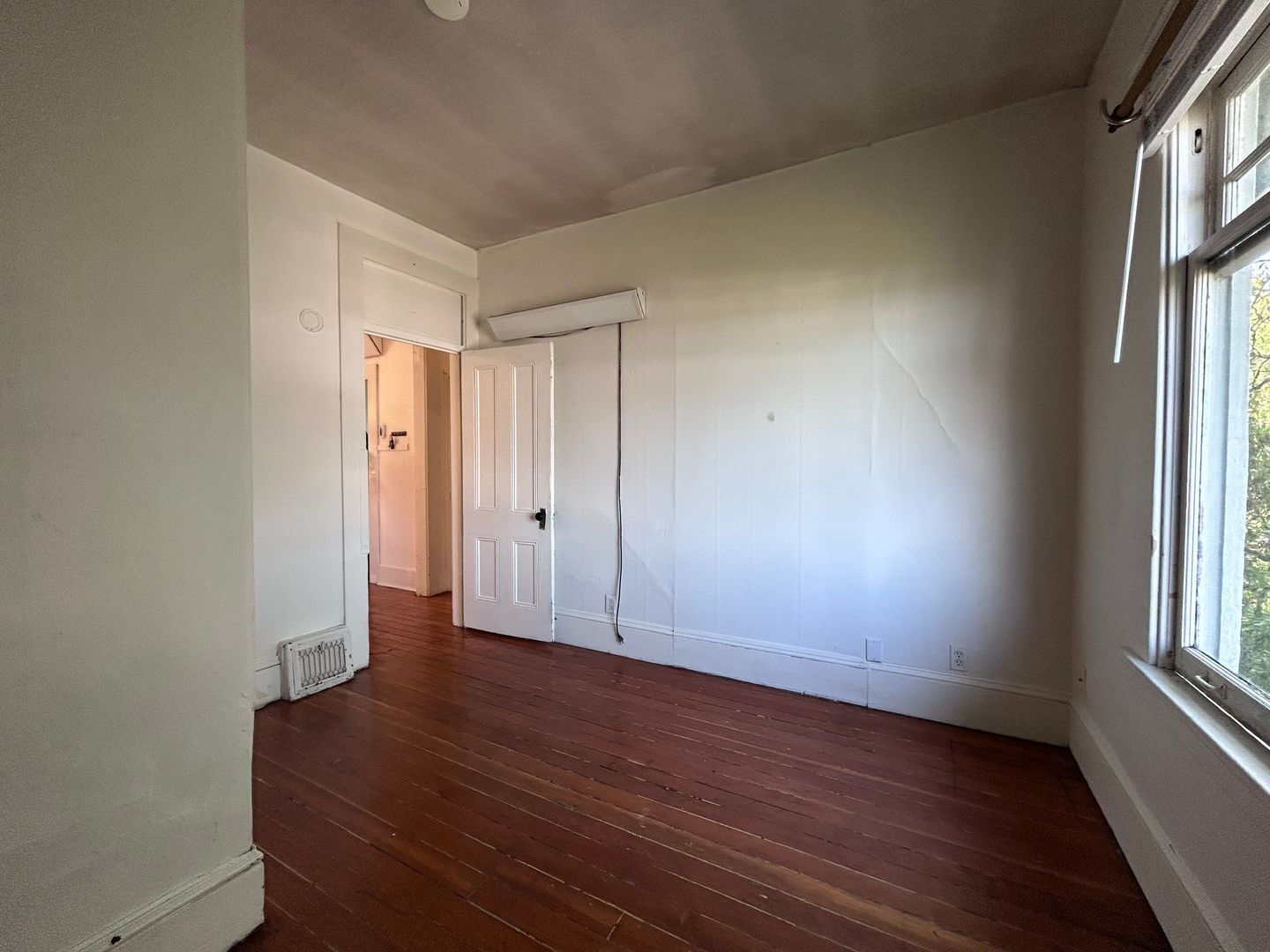 920 N. Garden St. - # 2 - Bellingham - Washington - 2 bed, 1 bath rental property