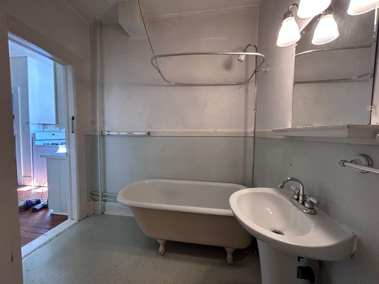 920 N. Garden St. - # 2 - Bellingham - Washington - 2 bed, 1 bath rental property