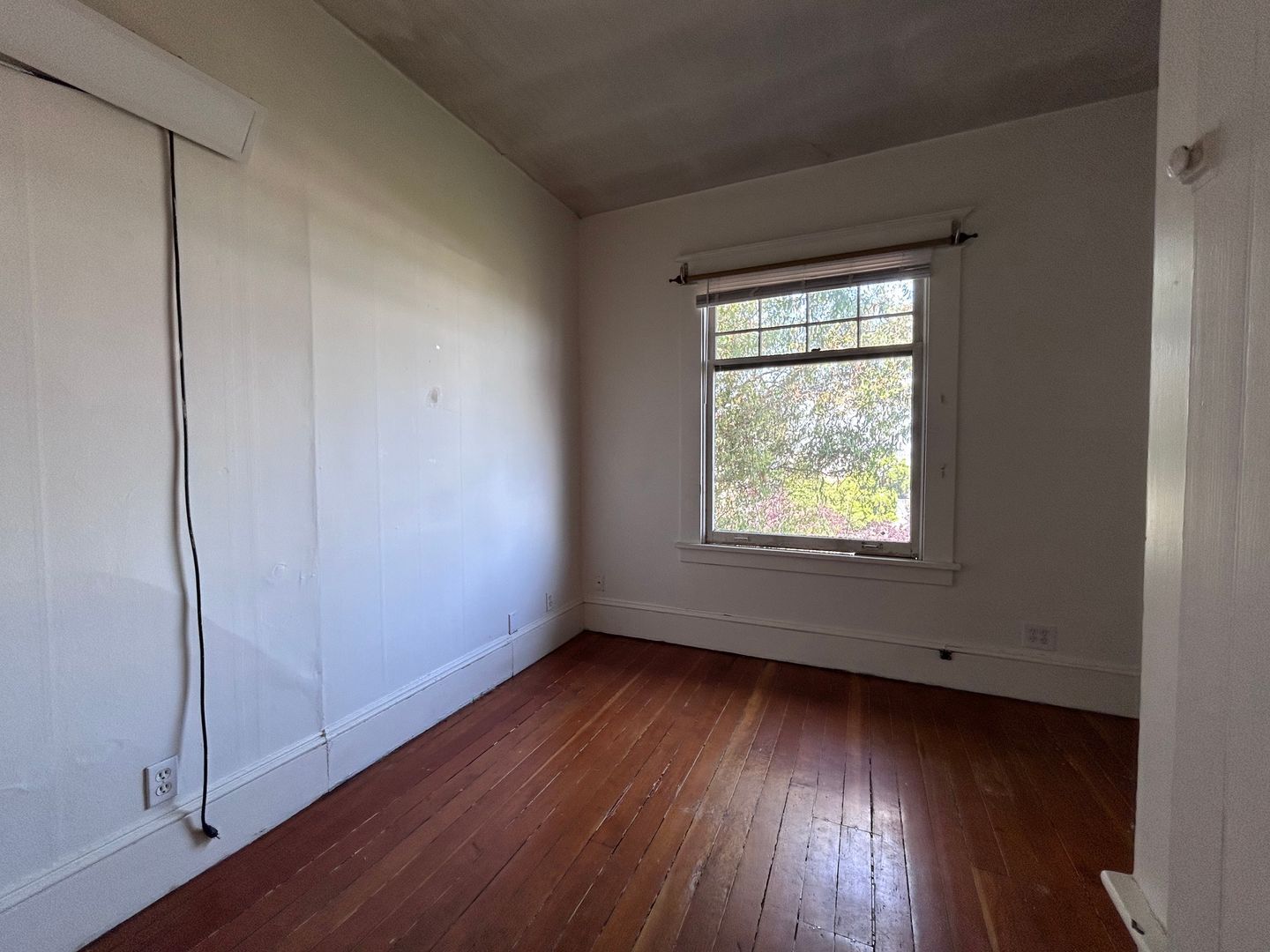 920 N. Garden St. - # 2 - Bellingham - Washington - 2 bed, 1 bath rental property